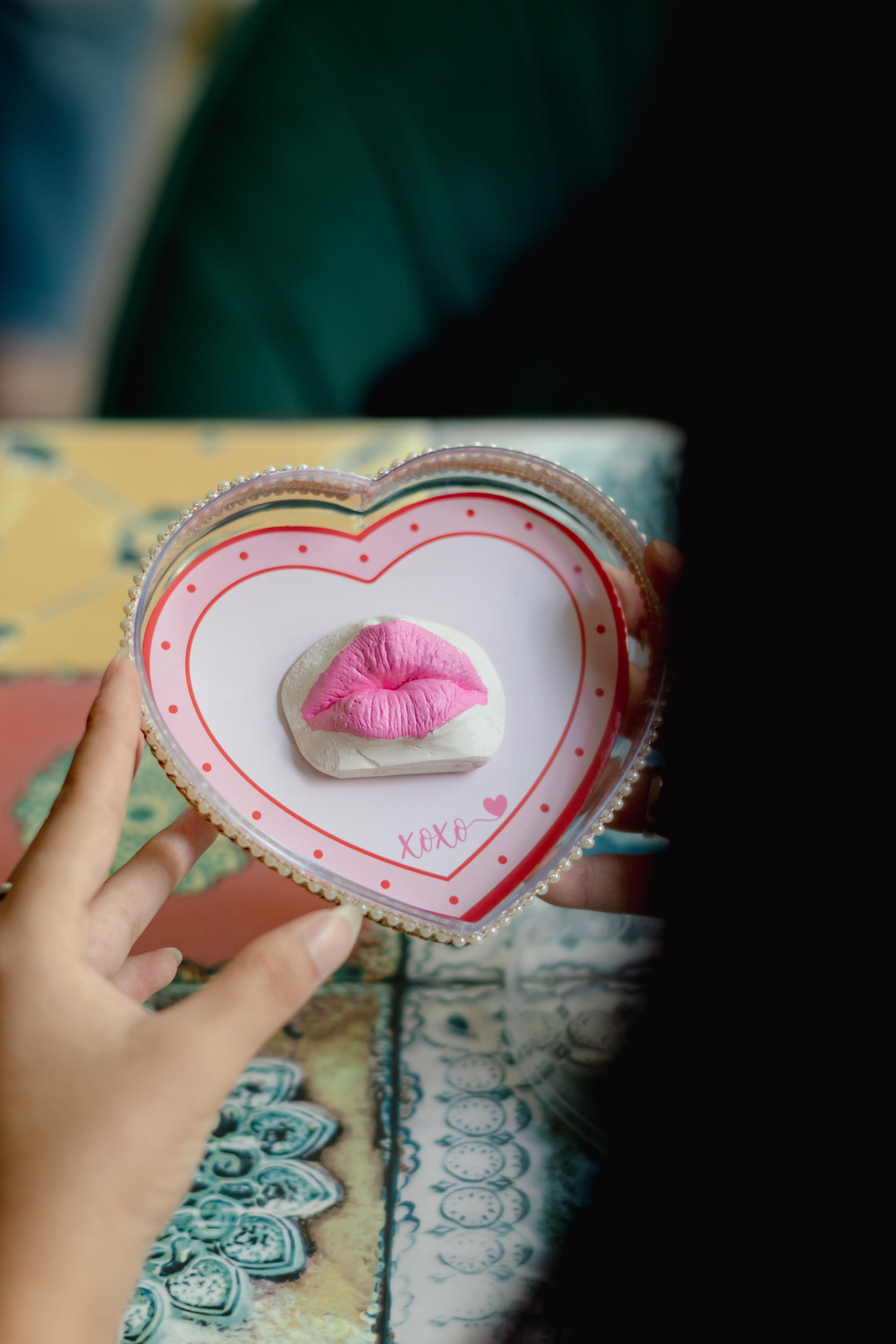 3D Lip Casting Kit - With Cute Heart Shape Display Case