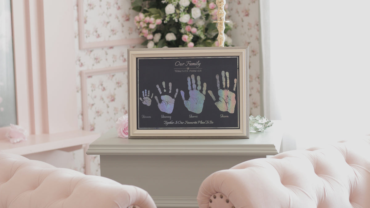 4 units Family Metallic Imprint Frame (mother, father & baby)