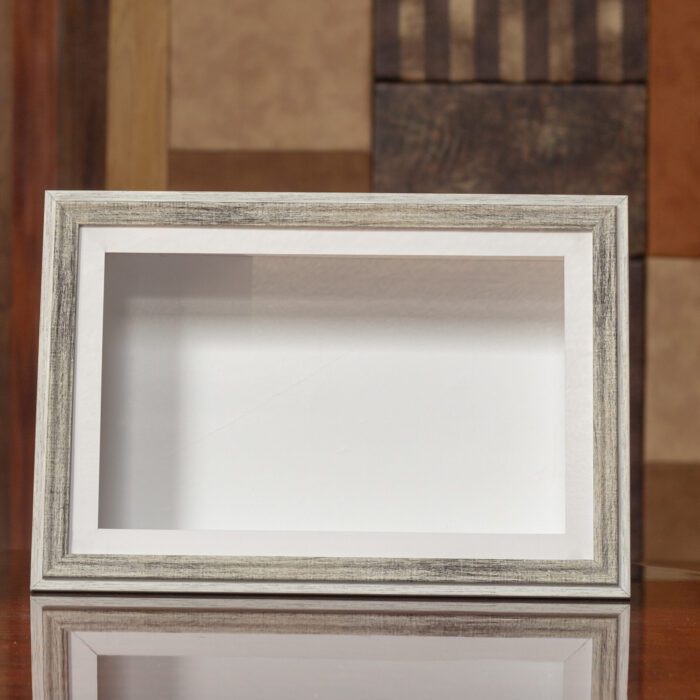 3D Box Luxury Frame for Handcasting (Vintage White)